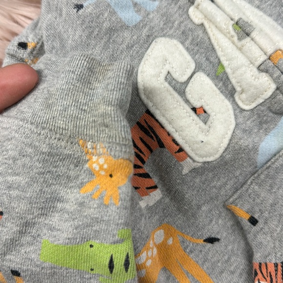 Gap Animal Sweater - Picture 6 of 6